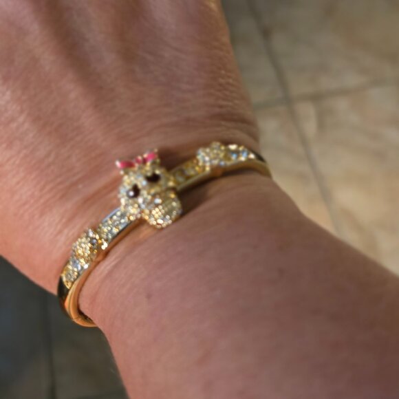 Betsey Johnson Bracelet - Picture 3 of 11